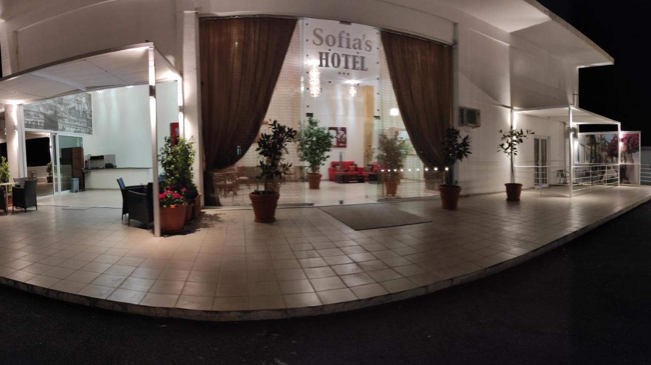 יואנינה Sofias Hotel מראה חיצוני תמונה